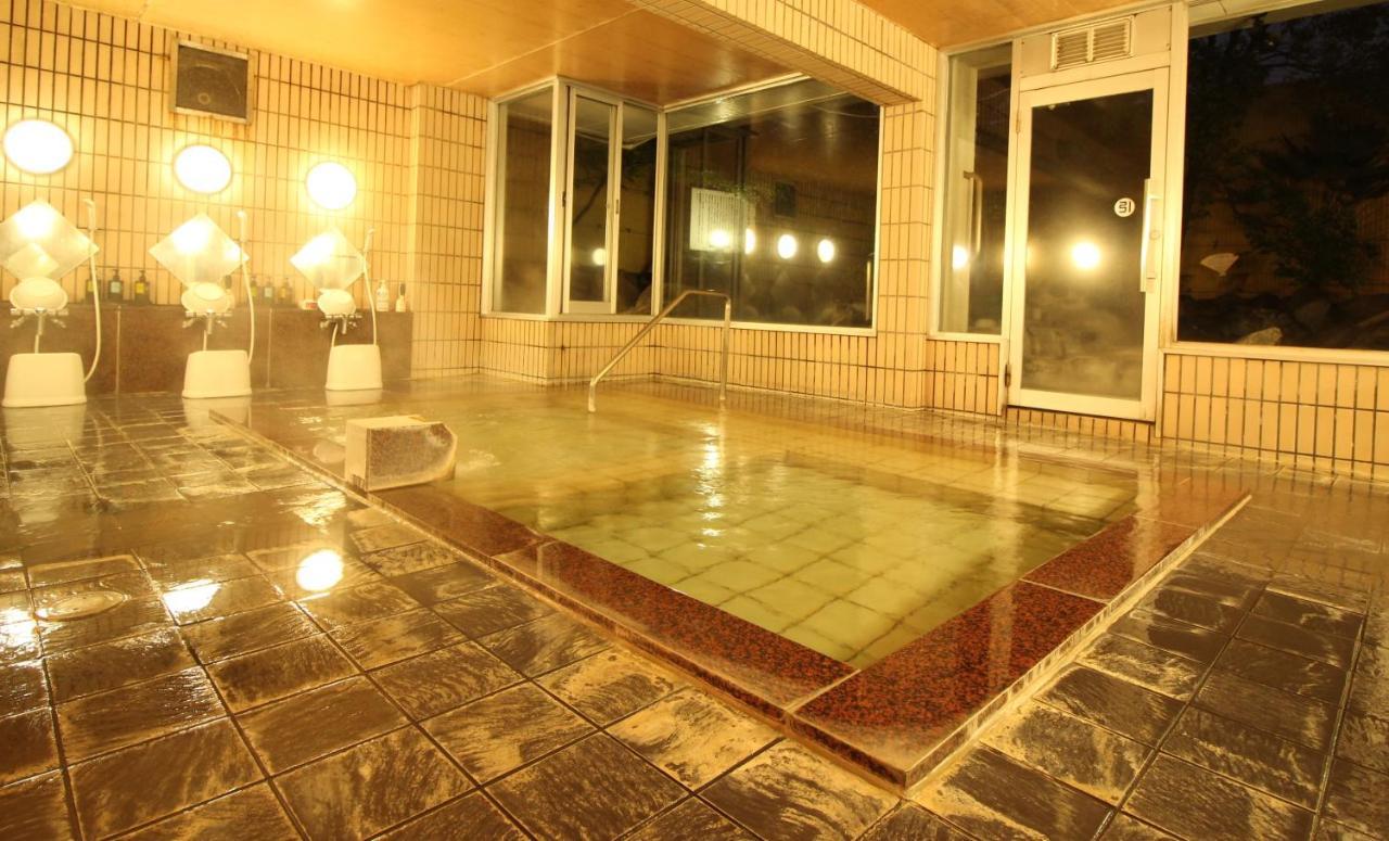 Hotel Hatta Fuefuki Eksteriør billede
